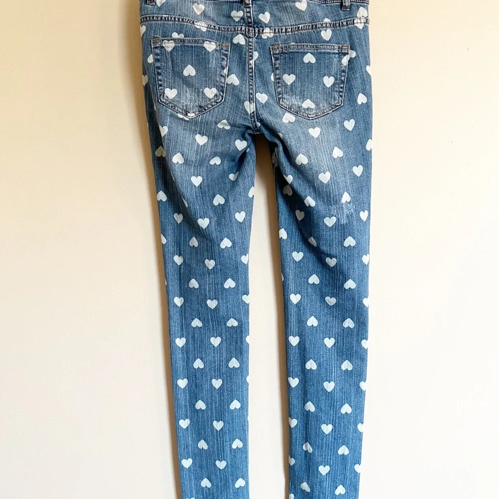 Heart Design Fire Los Angeles Distressed Skinny Jeans Size 1 New With Tags!